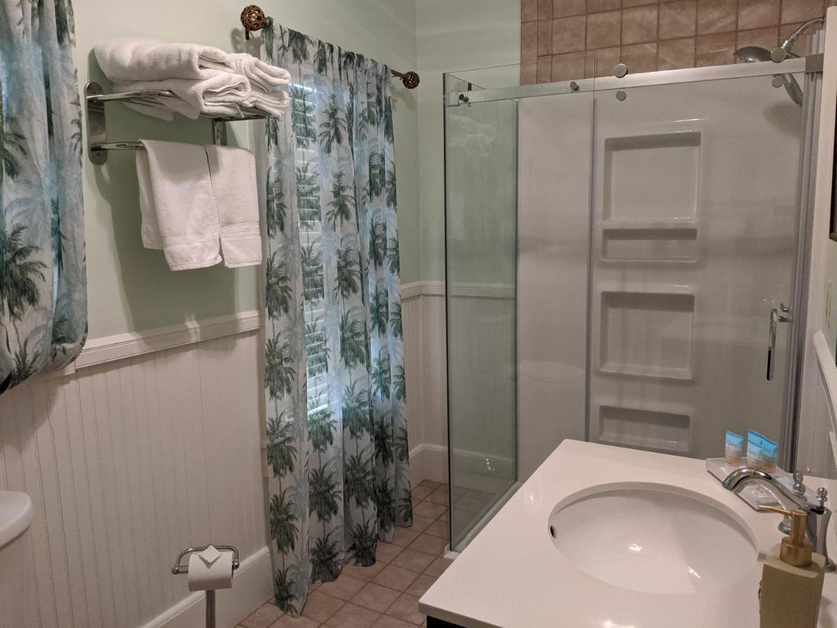 Lake Minneola Inn Экстерьер фото